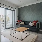 Calm Blouberg Beach Apt - Gated & Lift Access