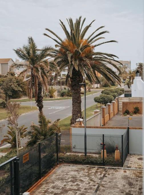 Apartment Calm Blouberg - Gated & Lift Access Cape Town