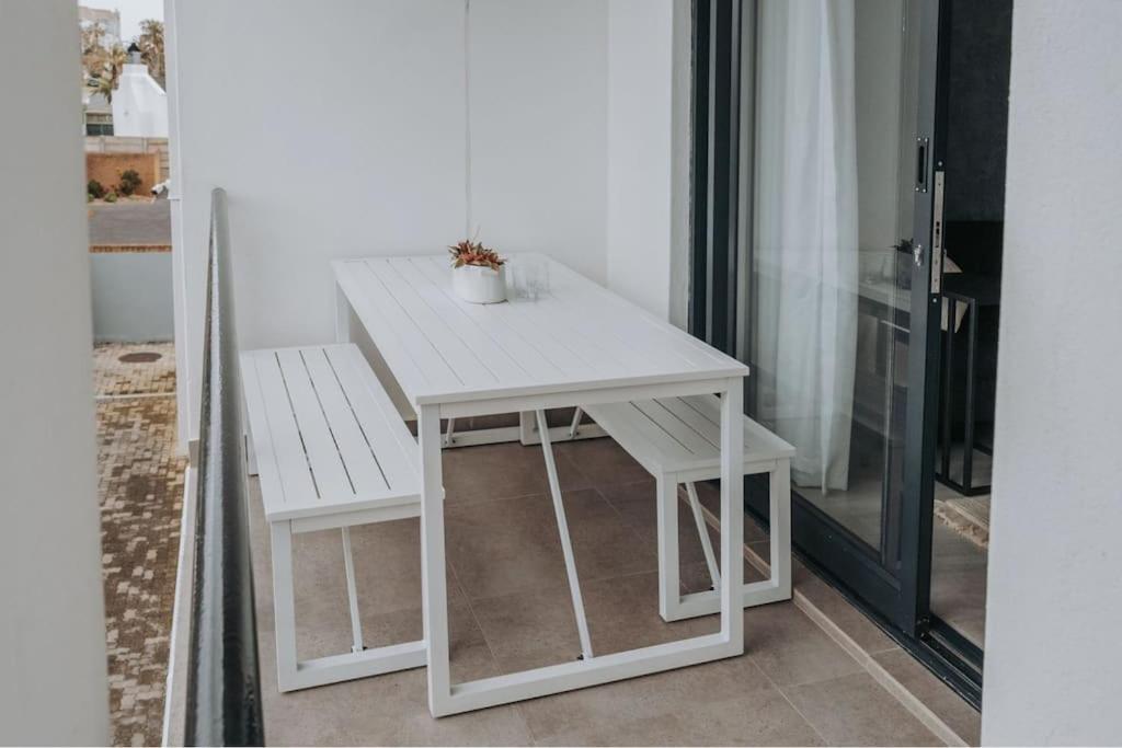 Calm Blouberg - Gated & Lift Access Cape Town